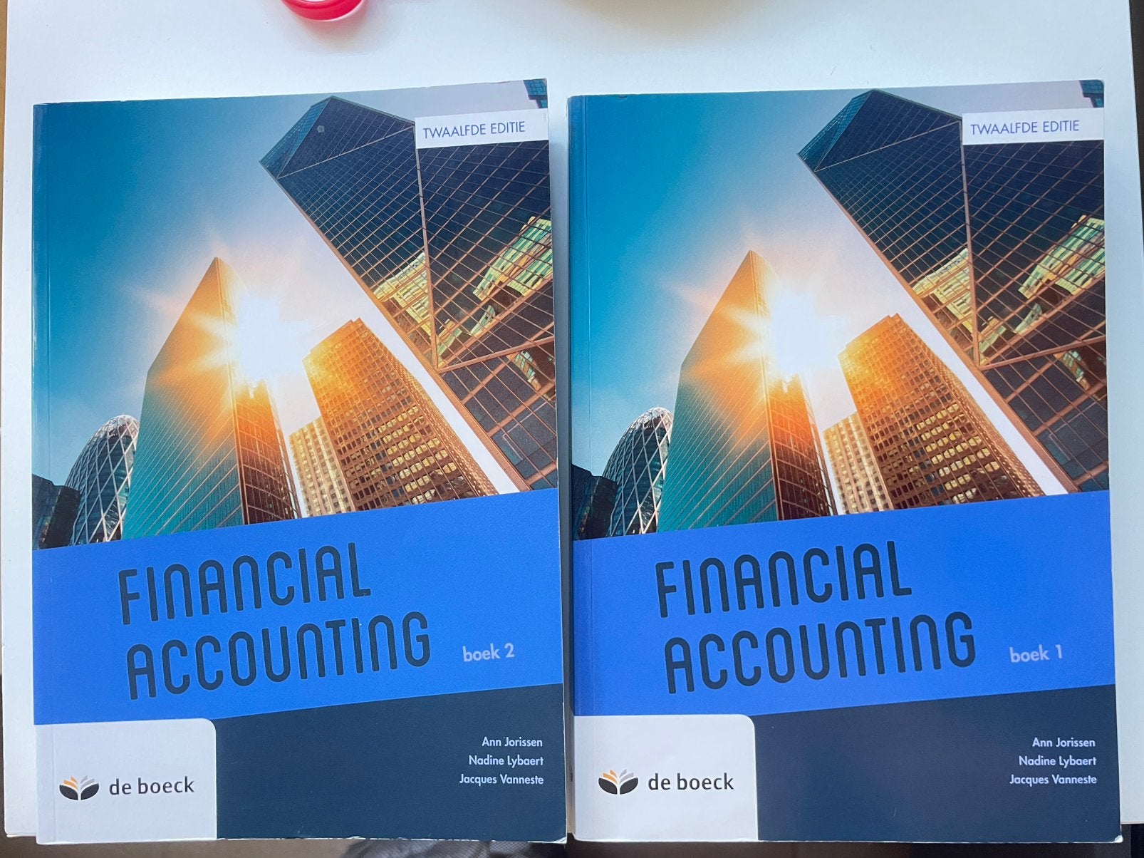 Financiel accounting boek 1 + boek 2, Enlèvement, Comme neuf