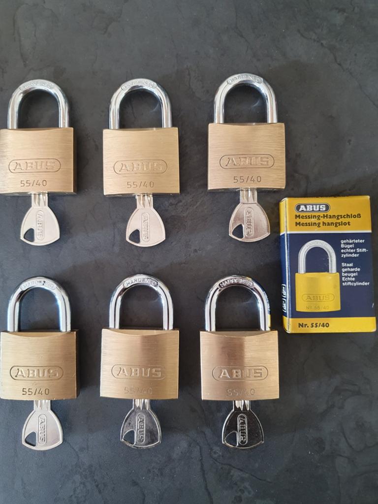 Hangsloten Messing Abus, Ophalen