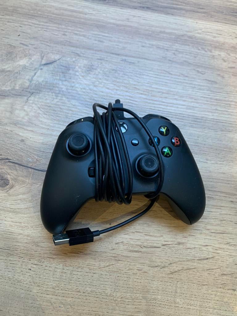 Controller, ook voor pc., Games en Spelcomputers, Ophalen, Zo goed als nieuw, Controller
