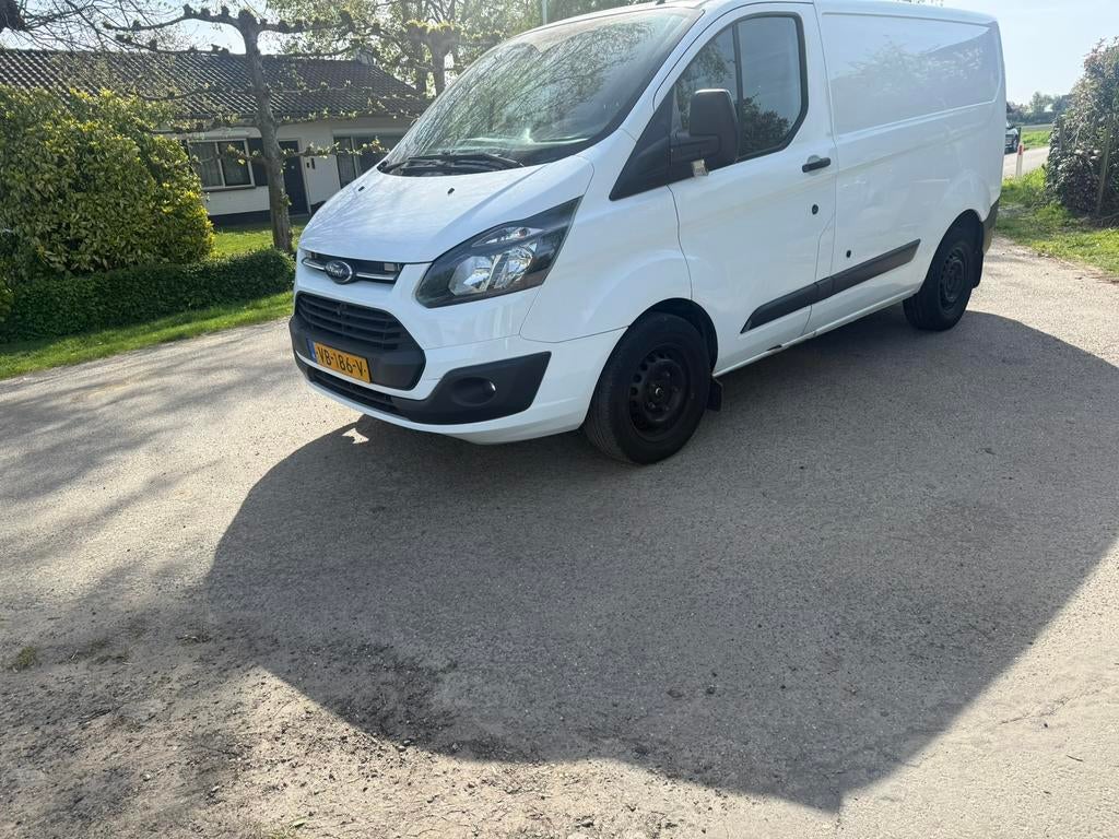 Ford Transit Custom 2.2 Tdci 74KW 2013, Autos, Camionnettes & Utilitaires, Achat, Attache-remorque, Boîte manuelle, Particulier