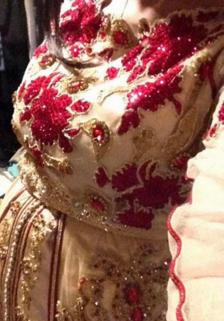 Takchita kaftans te huur voor 50 euro!, Ophalen of Verzenden, Gedragen