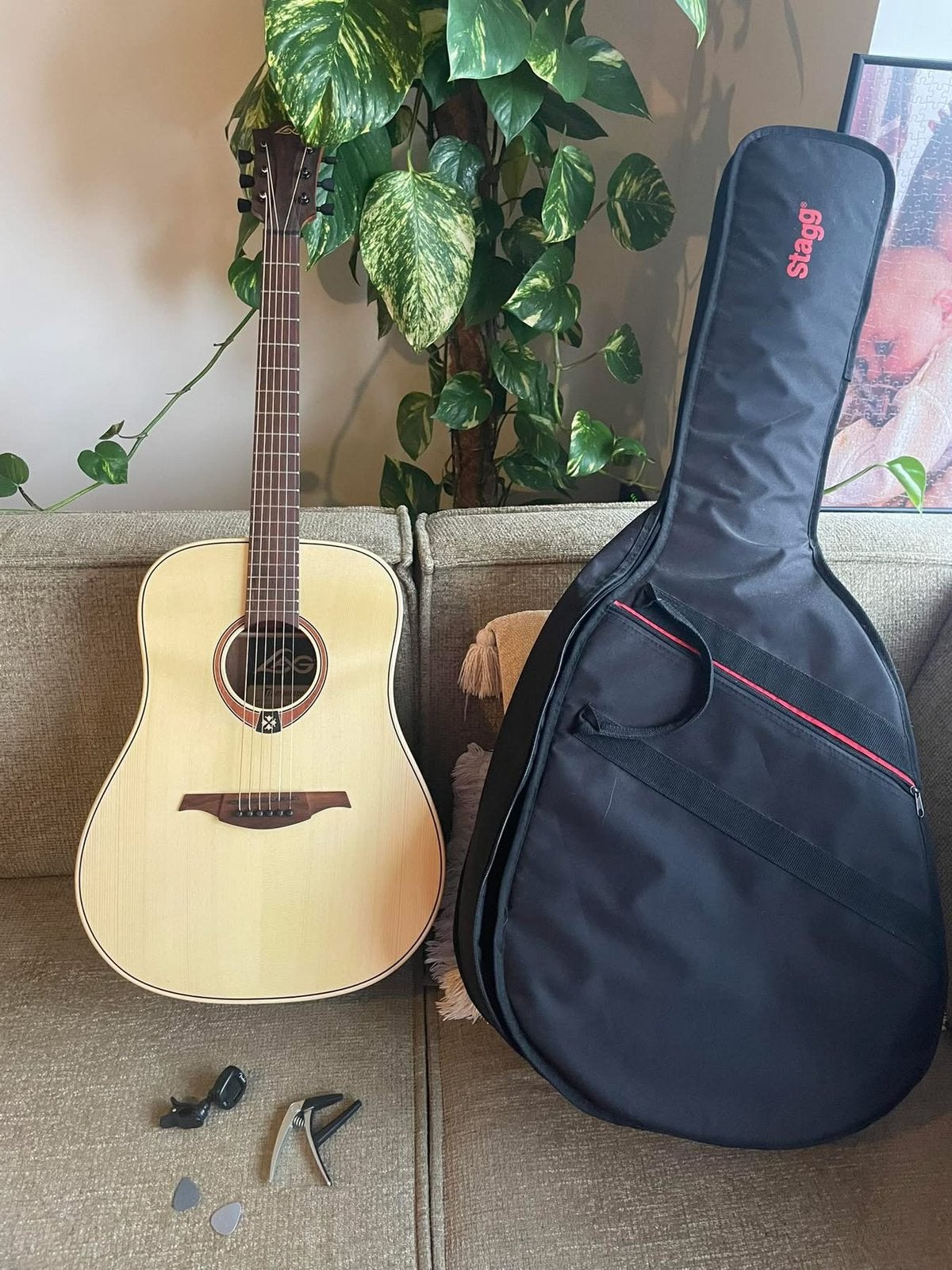 Akoestische guitaar te koop, Muziek en Instrumenten, Snaarinstrumenten | Gitaren | Akoestisch, Ophalen, Zo goed als nieuw