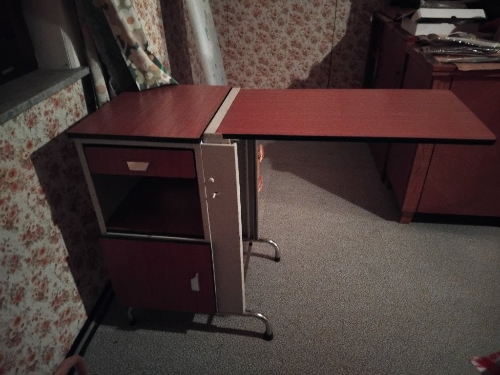 TABLE DE LIT, Maison & Meubles, Enlèvement, Une personne