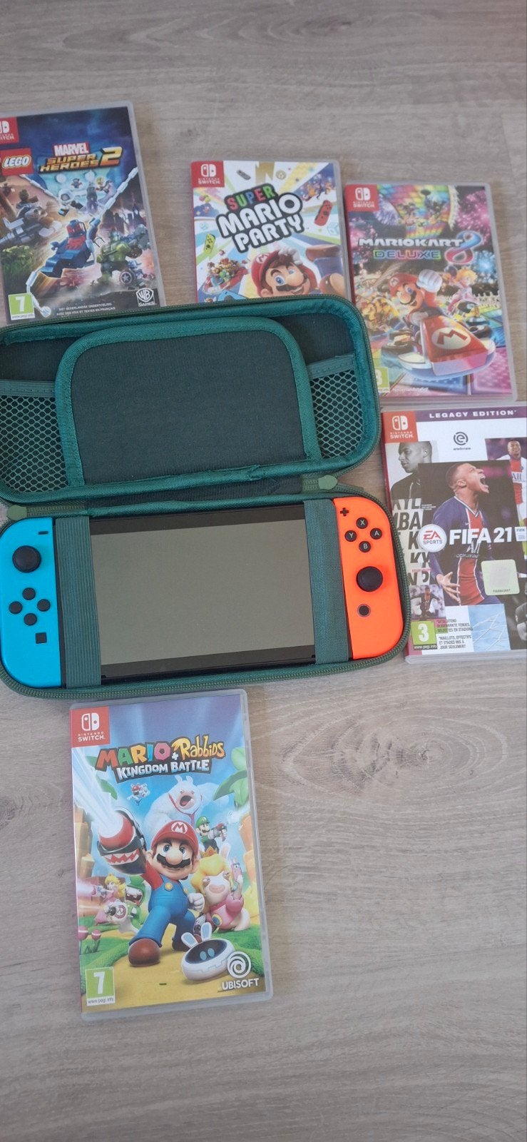nintendo switch v2 met 6 games, Enlèvement, Comme neuf