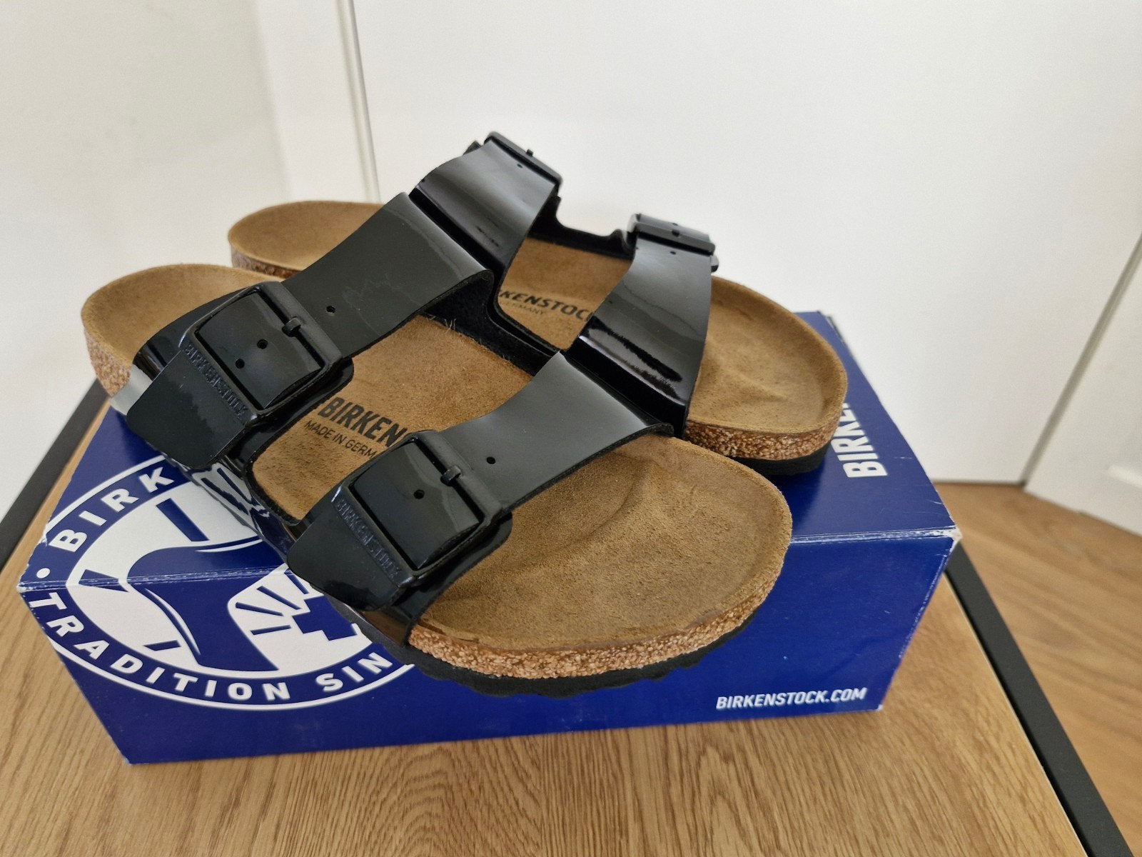 Peinture noire Birkenstock Arizona/40, Enlèvement ou Envoi, Noir, Sandales de bain
