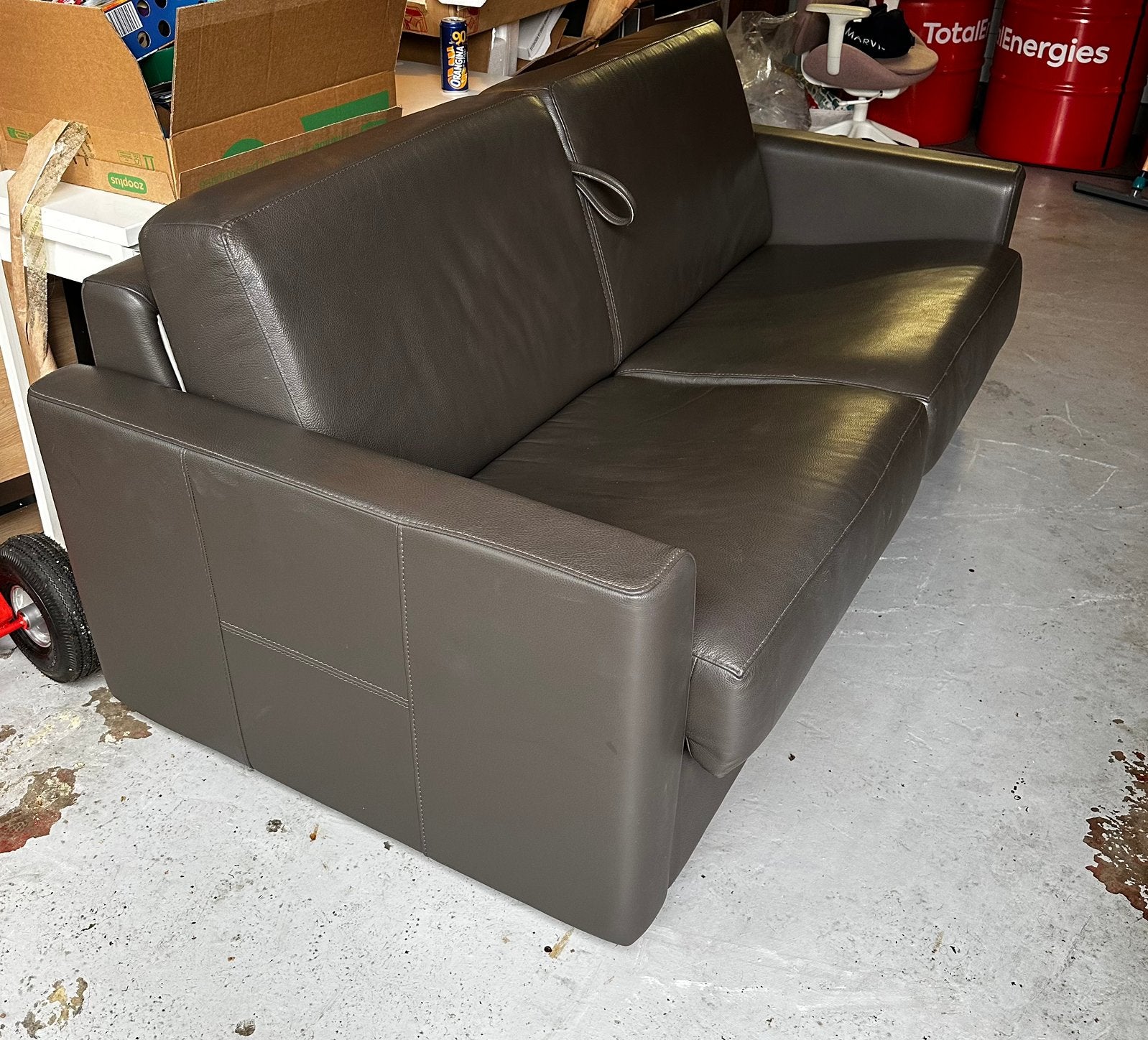Lederen zetelbed / slaapbank / sofabed 1m40 matras b linea, Ophalen, Zo goed als nieuw