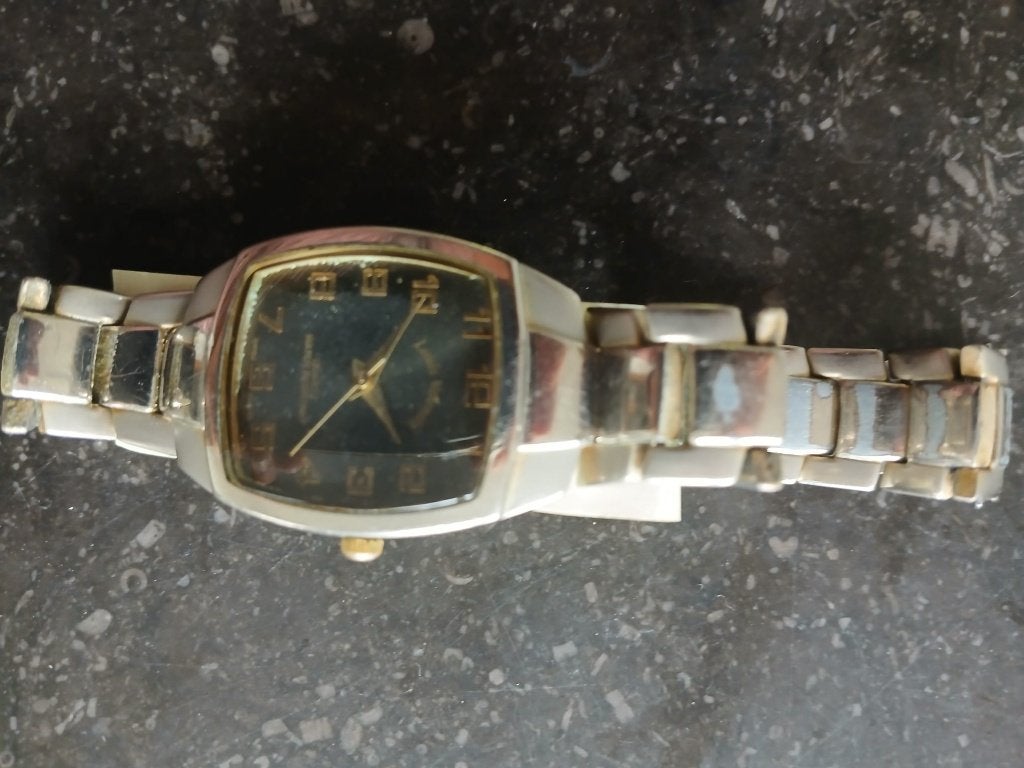 Dameshorloge Louis Valentin bieden vanaf 15 euro, Enlèvement