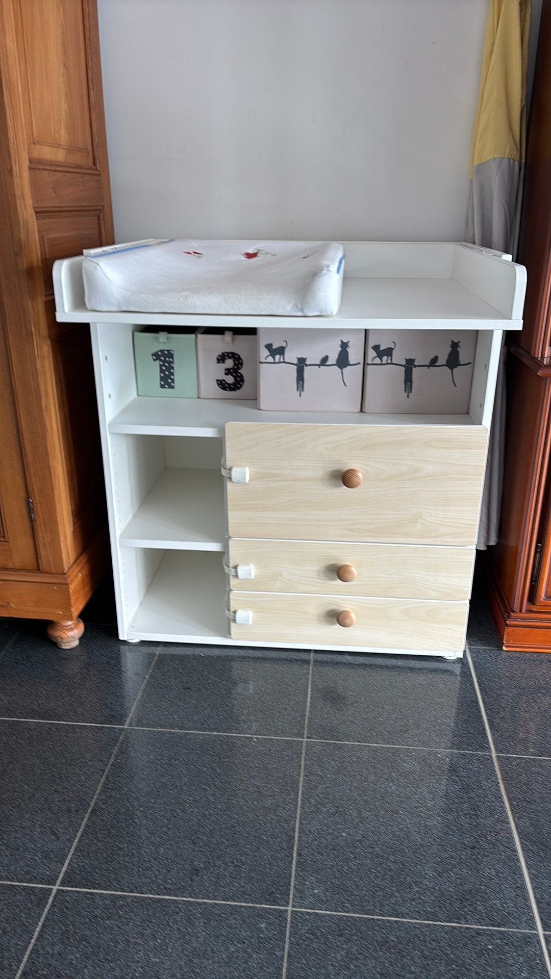 Table de soins Smasstad, Enlèvement, Comme neuf