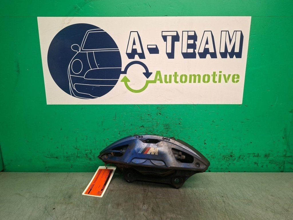 ETRIER DE FREIN AVANT DROIT 4 serie (G23) (|34106891344|), Utilisé, BMW, Petuelring 130
80809  München, DE, Bayerische Motoren Werke AG
