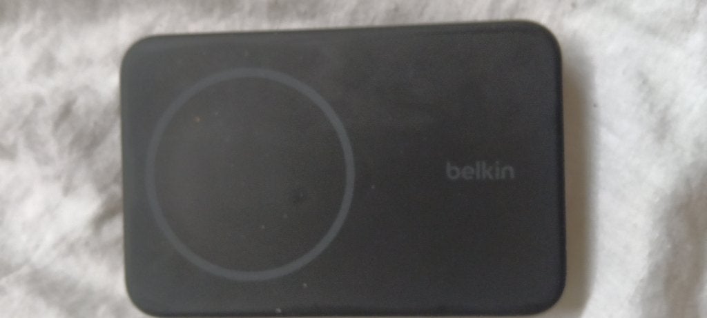 Banque d'alimentation magnétique Belkin BoostCharge Pro 5K, Enlèvement ou Envoi, Comme neuf, Belkin