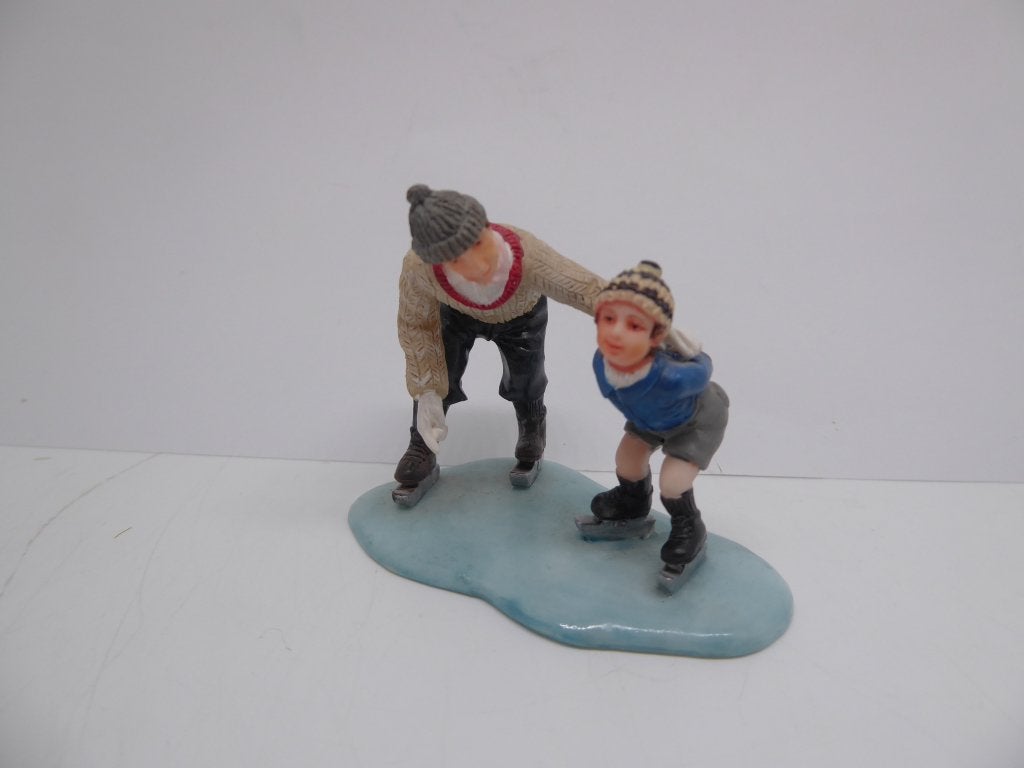 Luville Item  skating on ice  601585, Diversen, Ophalen of Verzenden, Zo goed als nieuw