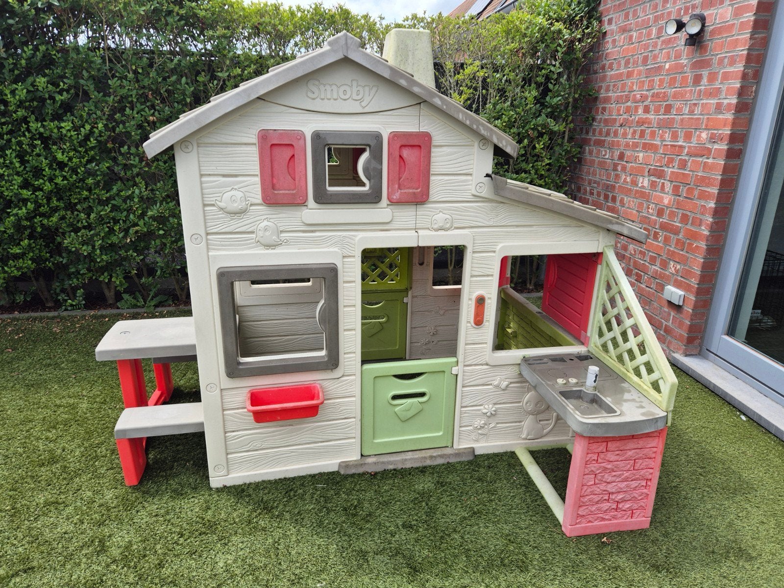 Smoby speelhuis met picknickbank en keuken, Ophalen, Gebruikt, Kunststof
