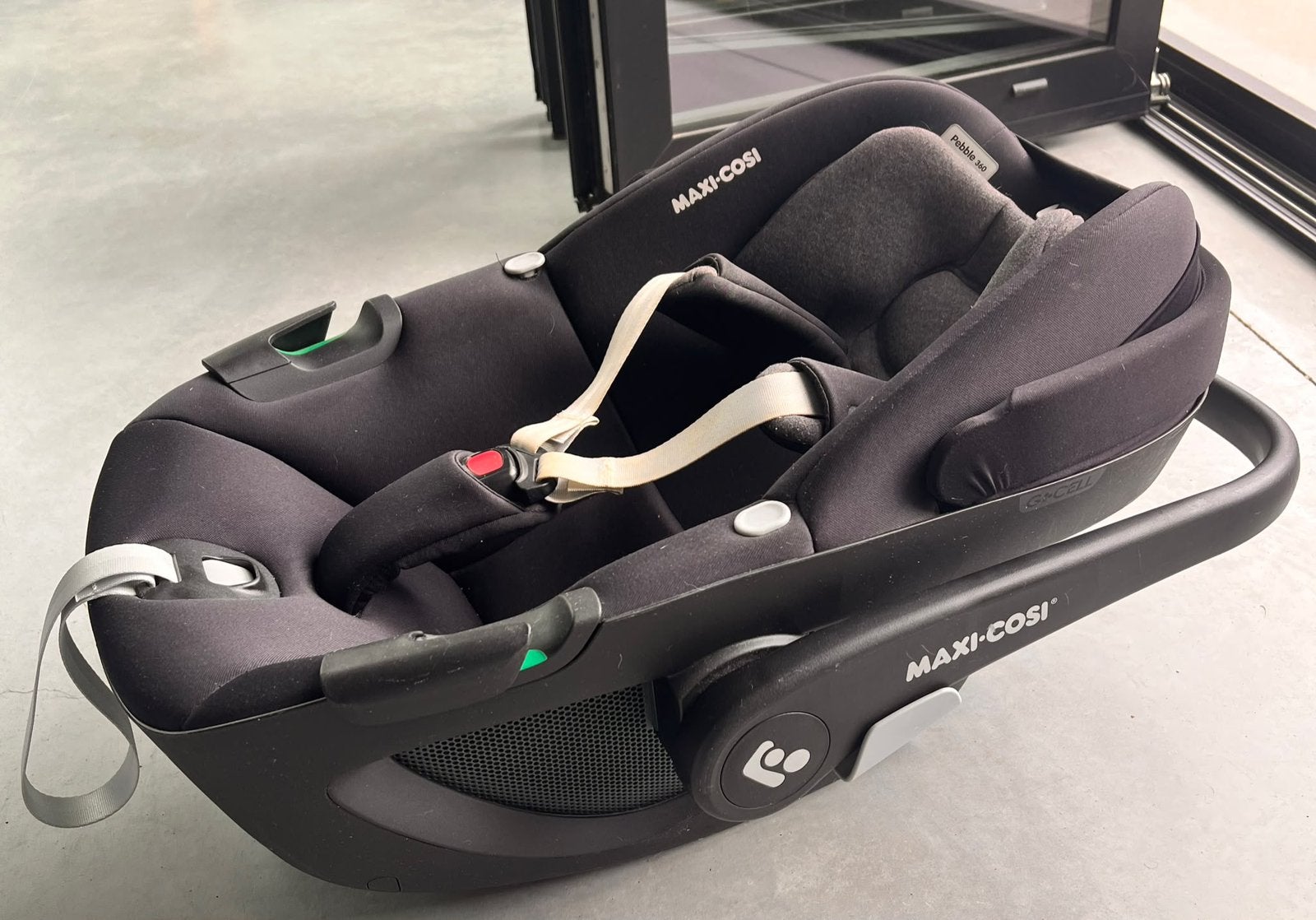Maxi-Cosi Pebble 360 i-Size, Kinderen en Baby's, Autostoeltjes, Ophalen, Gebruikt, Isofix, 0 t/m 13 kg