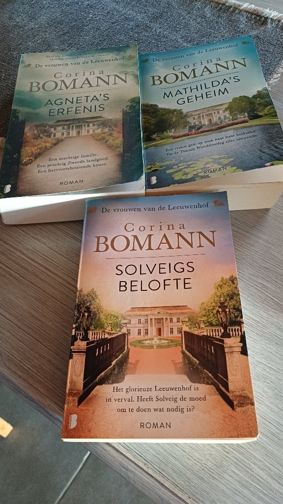 Vrouwen van de leeuwenhof, Boeken, Ophalen, Gelezen, Corina Bomann