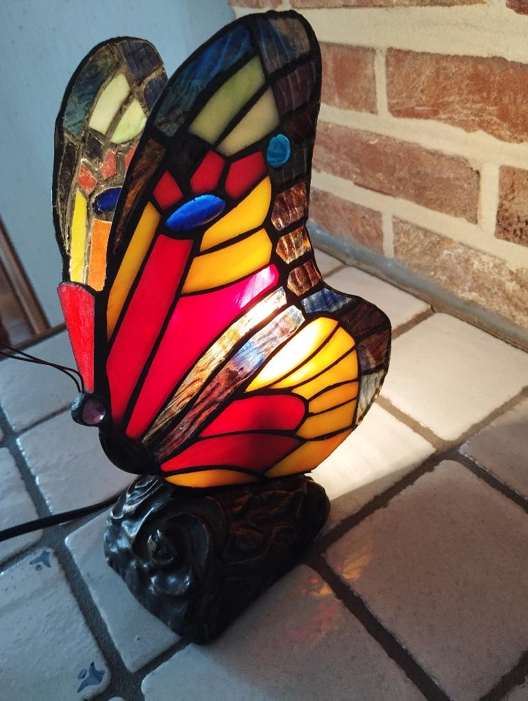 Lampe typhany papillon, Enlèvement ou Envoi