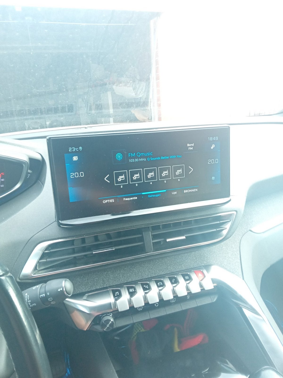 Peugeot 1.2 essence/7 places/56000 km, Autos, Achat, Euro 6, 5 portes, Particulier
