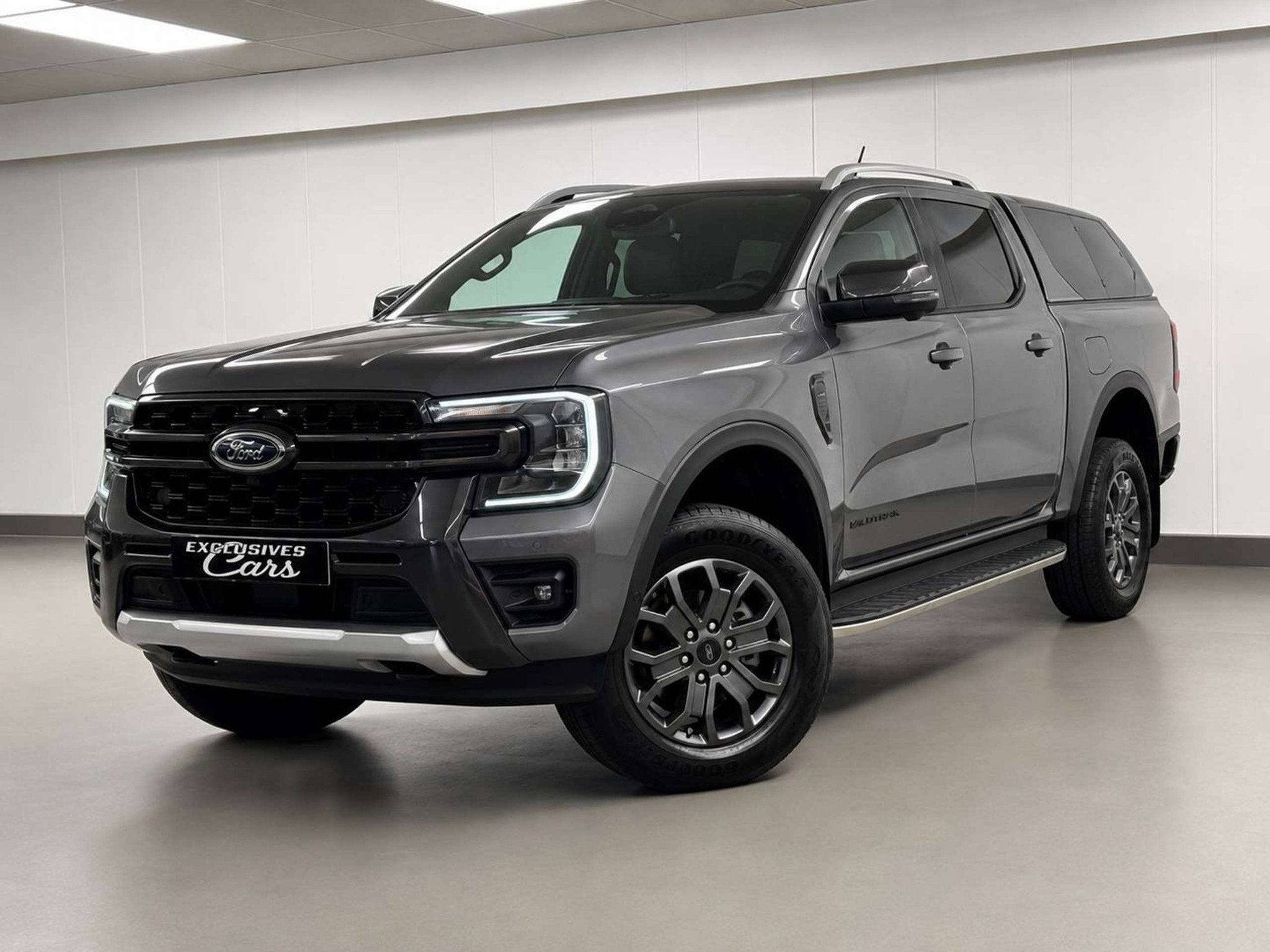 Ford Ranger 2.0 BI TURBO 4WD WILDTRAK HARD TOP CAMERA 360, Autos, Cuir, Argent ou Gris, Achat, Entreprise