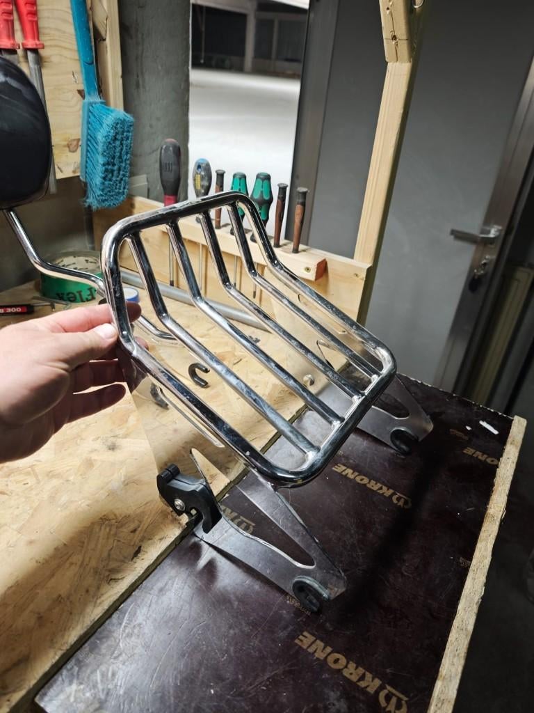 Harley-Davidson Detachable Luggage Rack, Enlèvement, Utilisé