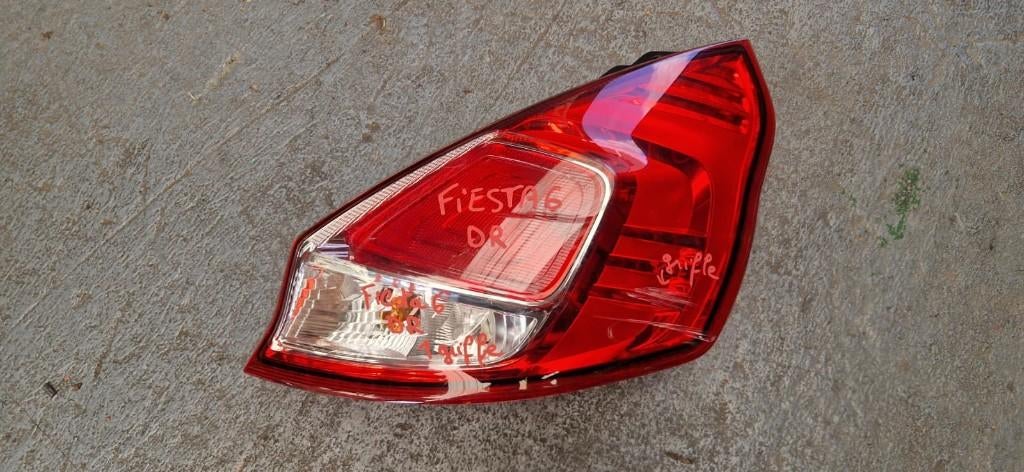 Feux arriere droit FORD FIESTA 6 VI 2010 optique passager, Auto-onderdelen, Ophalen, Ford