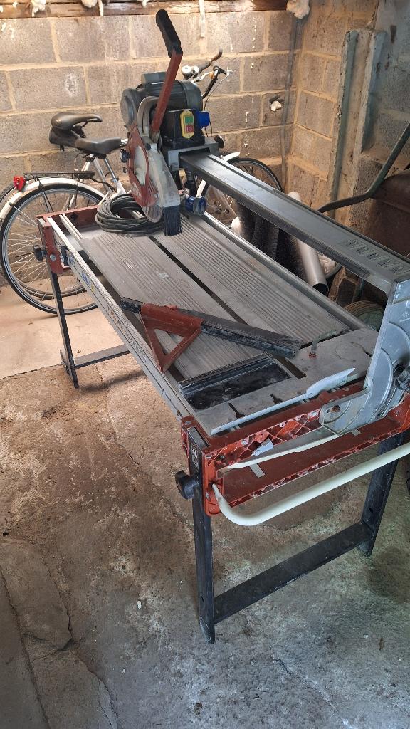 Raimondi Pikus 105 waterzaag, Doe-het-zelf en Bouw, Gereedschap | Zaagmachines, Ophalen, Gebruikt, Cirkelzaag