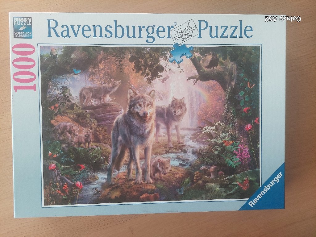 puzzel 1000 st - Ravensburger - wolvenfamilie in de zomer, Ophalen of Verzenden, 500 t/m 1500 stukjes, Zo goed als nieuw, Legpuzzel