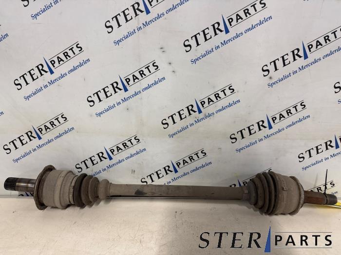 Arbre de transmission arrière droit d'un Mercedes Vito, 3 mois de garantie, Utilisé, -, -