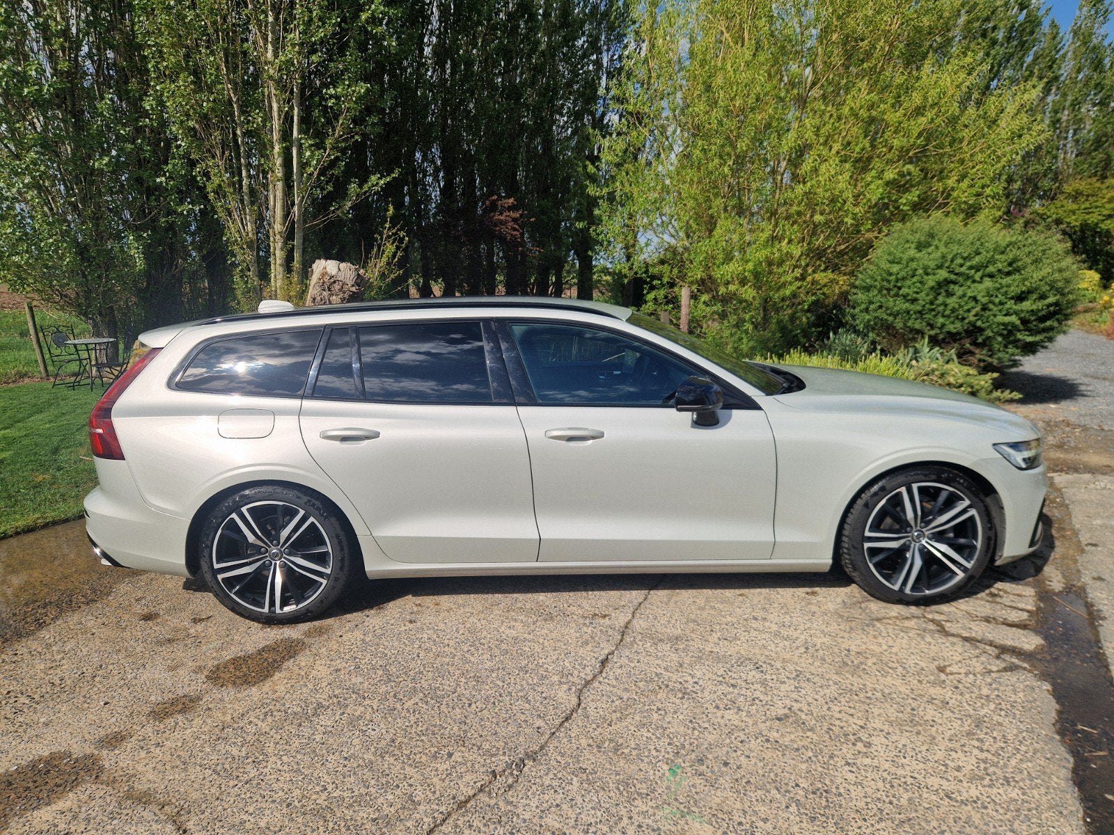Volvo V60 R-design D3 Geartronic automaat bj 2020, Auto's, Volvo, Leder, V60, 5 deurs, Particulier
