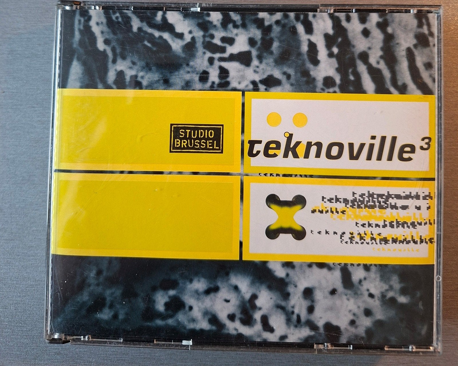 2cd box. Teknoville 3 Studio Brussel., Ophalen of Verzenden