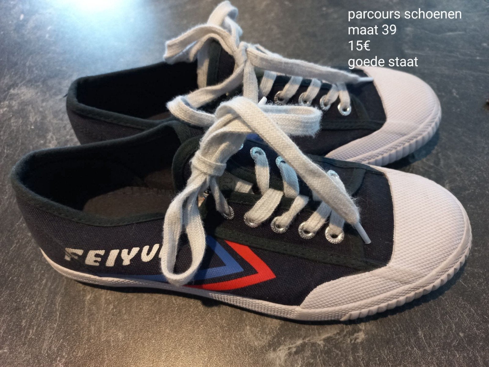 parcourschoenen van Feiyue, Sport en Fitness, Overige Sport en Fitness, Ophalen, Gebruikt