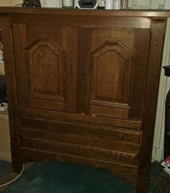 Buffet ancien en chêne (Ixelles), Enlèvement
