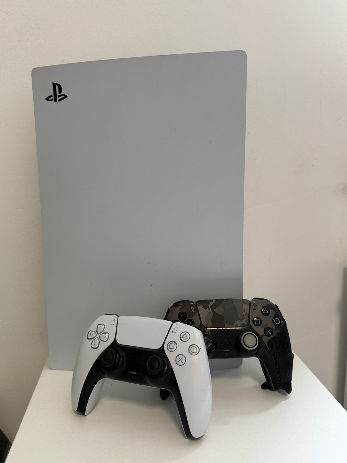 PlayStation 5 digital avec 2 manettes, d/éch, Ophalen, Gebruikt, Playstation 5 Digital