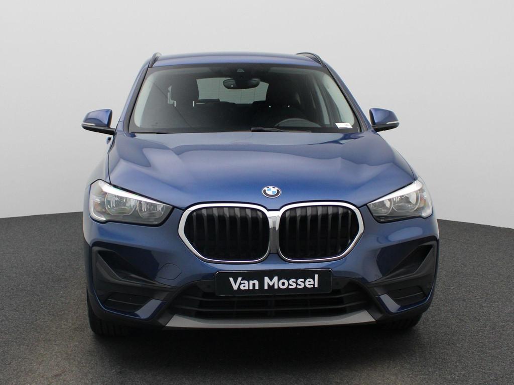 BMW X1 sDrive16d (85 kW) NAVI | CAMERA | ZETELVERWARMING, Auto's, Stof, Gebruikt, 3 cilinders, Te koop