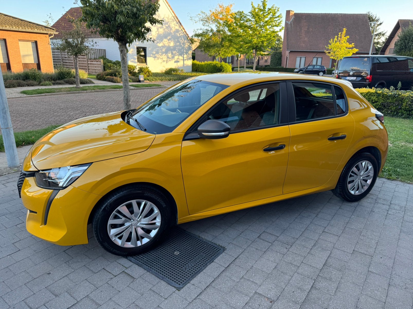 Peugeot 208 1.2 essence, Autos, Essai à domicile, Achat, Euro 6, Entreprise