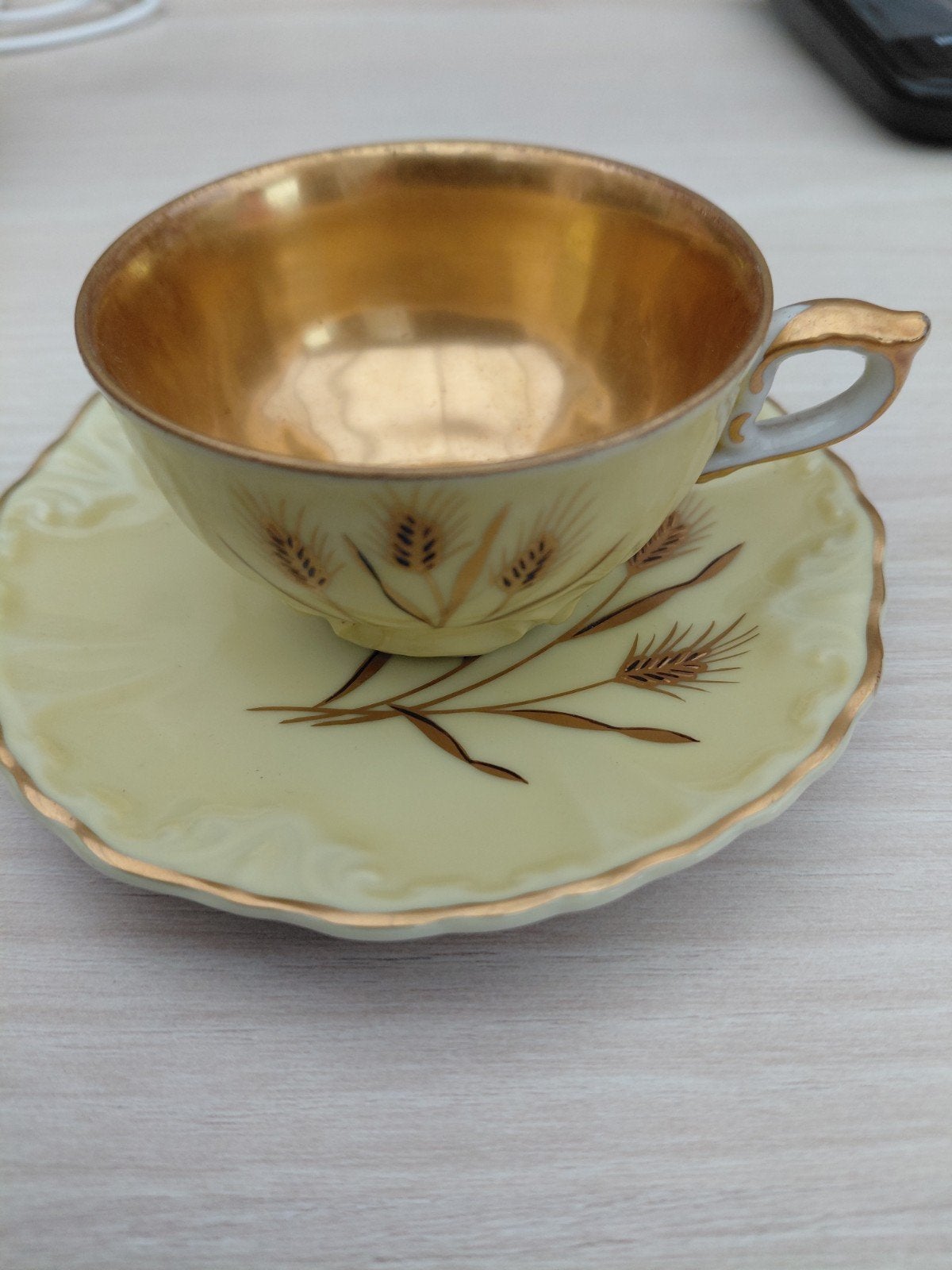 tasse et sous tasse Handmalerei, Enlèvement, Comme neuf, Porcelaine