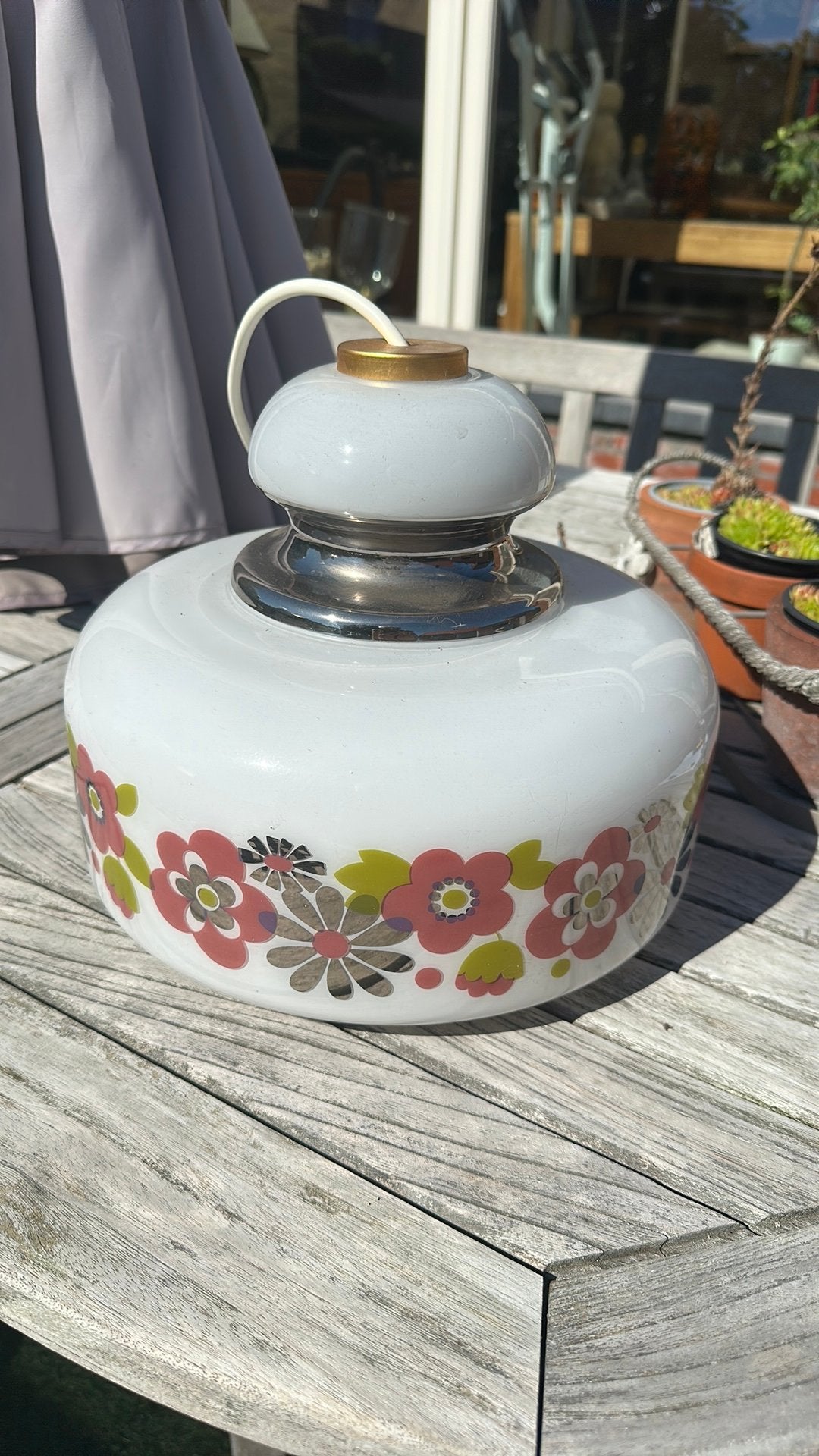 Opaline lamp, Ophalen