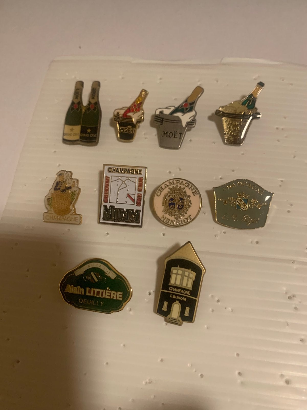 Lot de 10 épingles à champagne, Enlèvement ou Envoi, Comme neuf