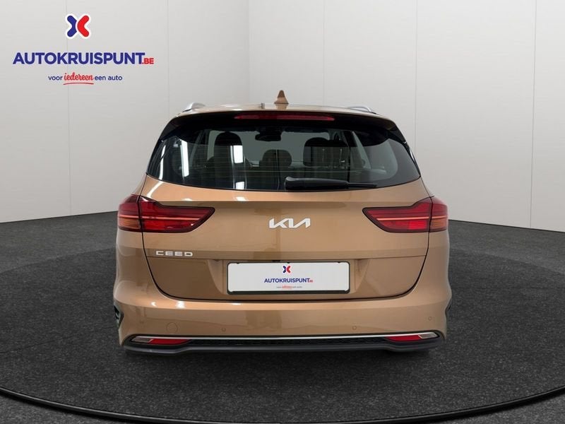KIA Ceed SW 1.0T-GDI Pure, Auto's, https://public.car-pass.be/vhr/57b7d447-077b-46b7-a11a-9aae0fe1ea4c, Stof, Gebruikt, Bruin