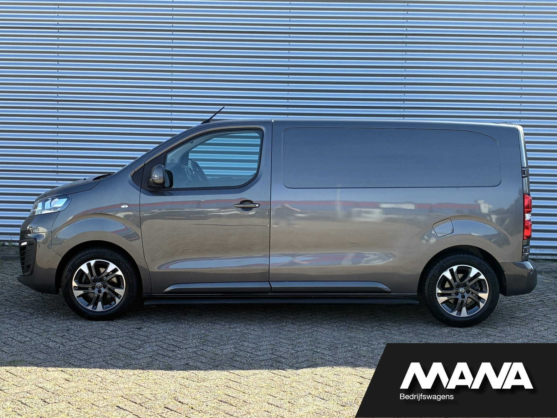 Opel Vivaro 2.0 CDTI L2H1 Automaat Cruise Camera Airco, Autos, Argent ou Gris, Achat, Euro 6, Entreprise
