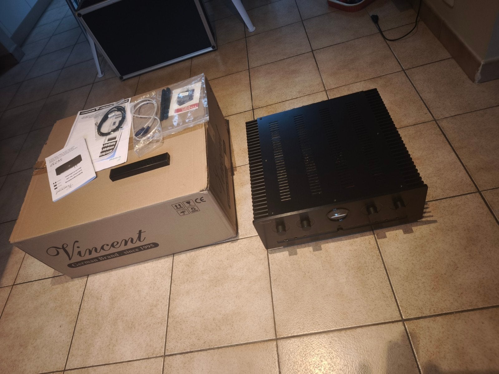 Vincent SV 737 hybride haut de gamme de 2,5 m d'âge, Enlèvement ou Envoi