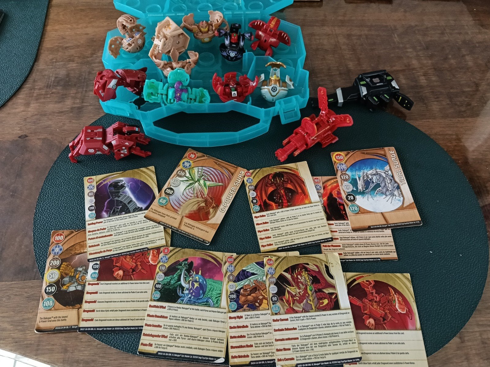 oude Bakugan koffertje gevuld, Verzamelen, Ophalen