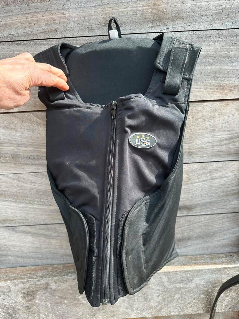 Bodyprotector - rugbeschermer usg, Ophalen, Zo goed als nieuw