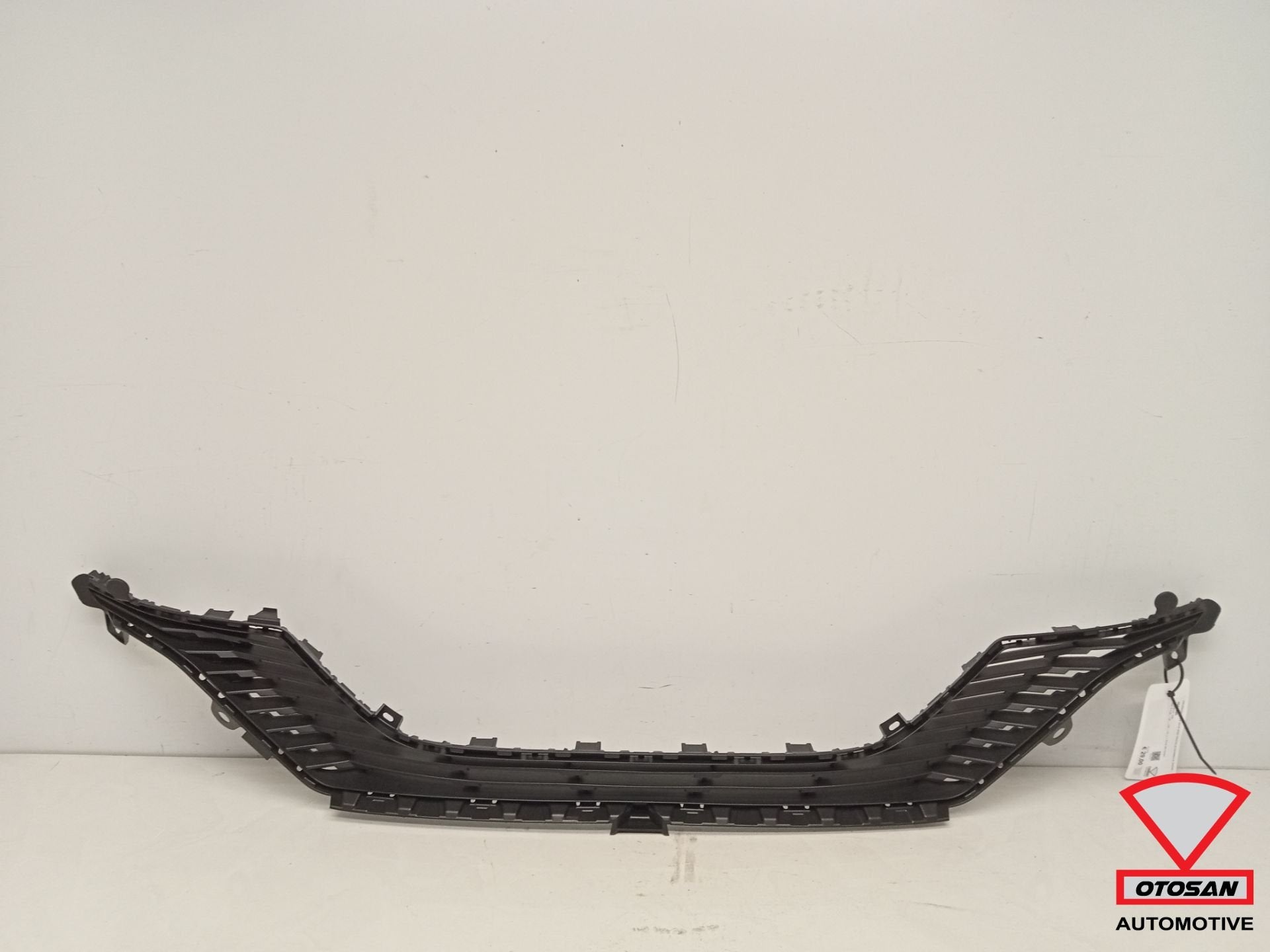 Grille d'a ration avant Peugeot 208 II 2019-2026, Taurusavenue 1
2132 LS  Hoofddorp, NL, Contact.group@renault.com, Stellantis N.V.