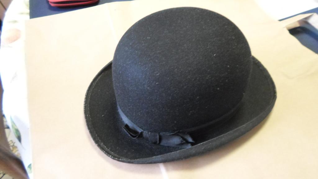 antieke bolhoed Lock&Co Hatters, Antiek en Kunst, Antiek | Kleding en Textiel, Ophalen, Heren, Lock&Co Hatters
