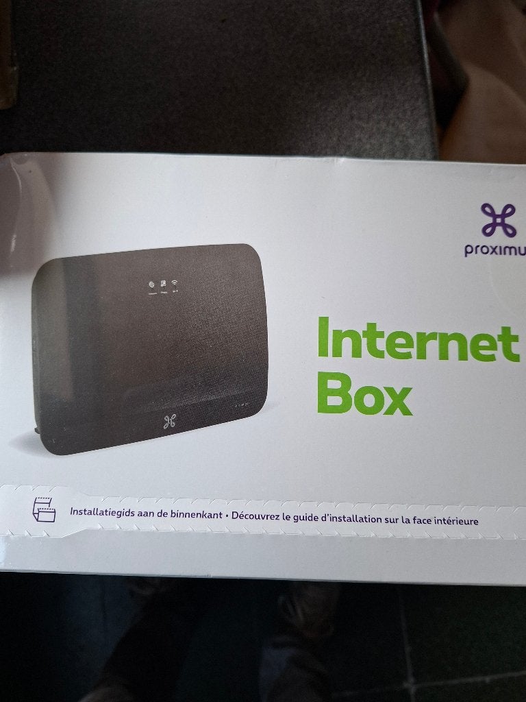 Internetbox Proximus, Computers en Software, Routers en Modems, Ophalen of Verzenden, Nieuw