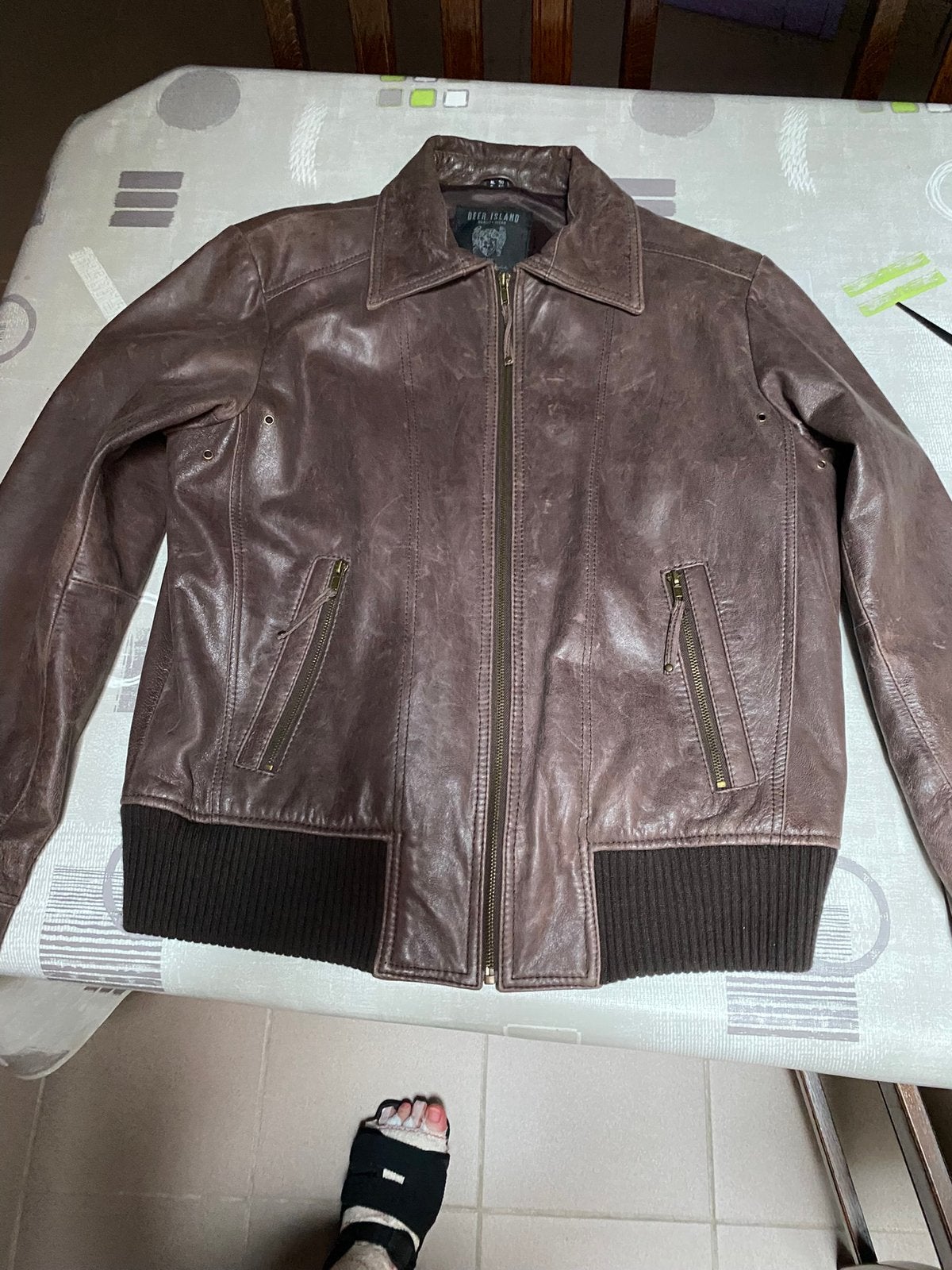 Bruine lederen vest, als nieuw, Kleding | Heren, Jassen | Zomer, Ophalen, Zo goed als nieuw, Maat 48/50 (M), Bruin