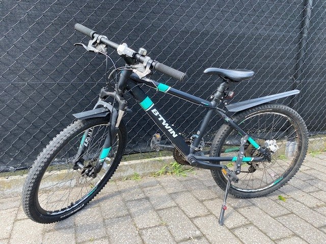 B'TWIN Rockrider 24" kinder mountainbike – 24 versnellingen, Fietsen en Brommers, Ophalen, Versnellingen, Rockrider, Schijfrem