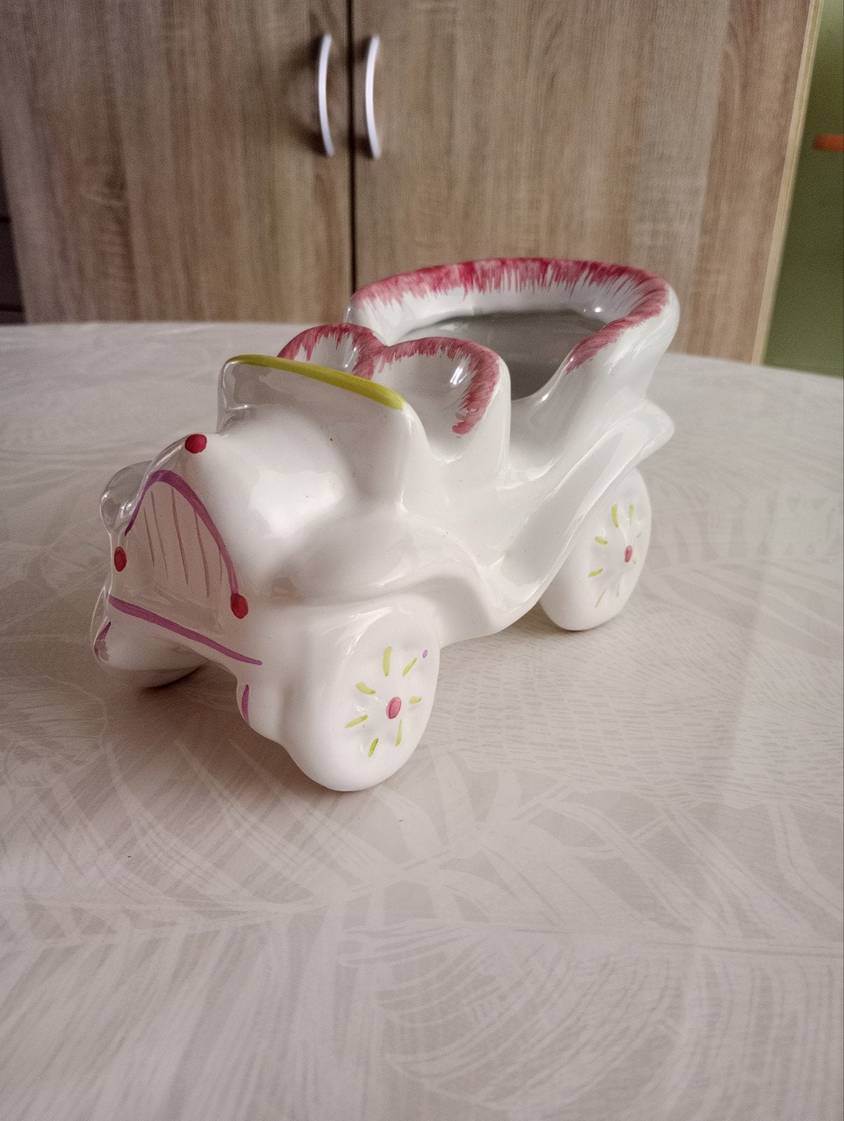 Cache-pot / Jardinière voiture ancienne en céramique vintage, Enlèvement ou Envoi