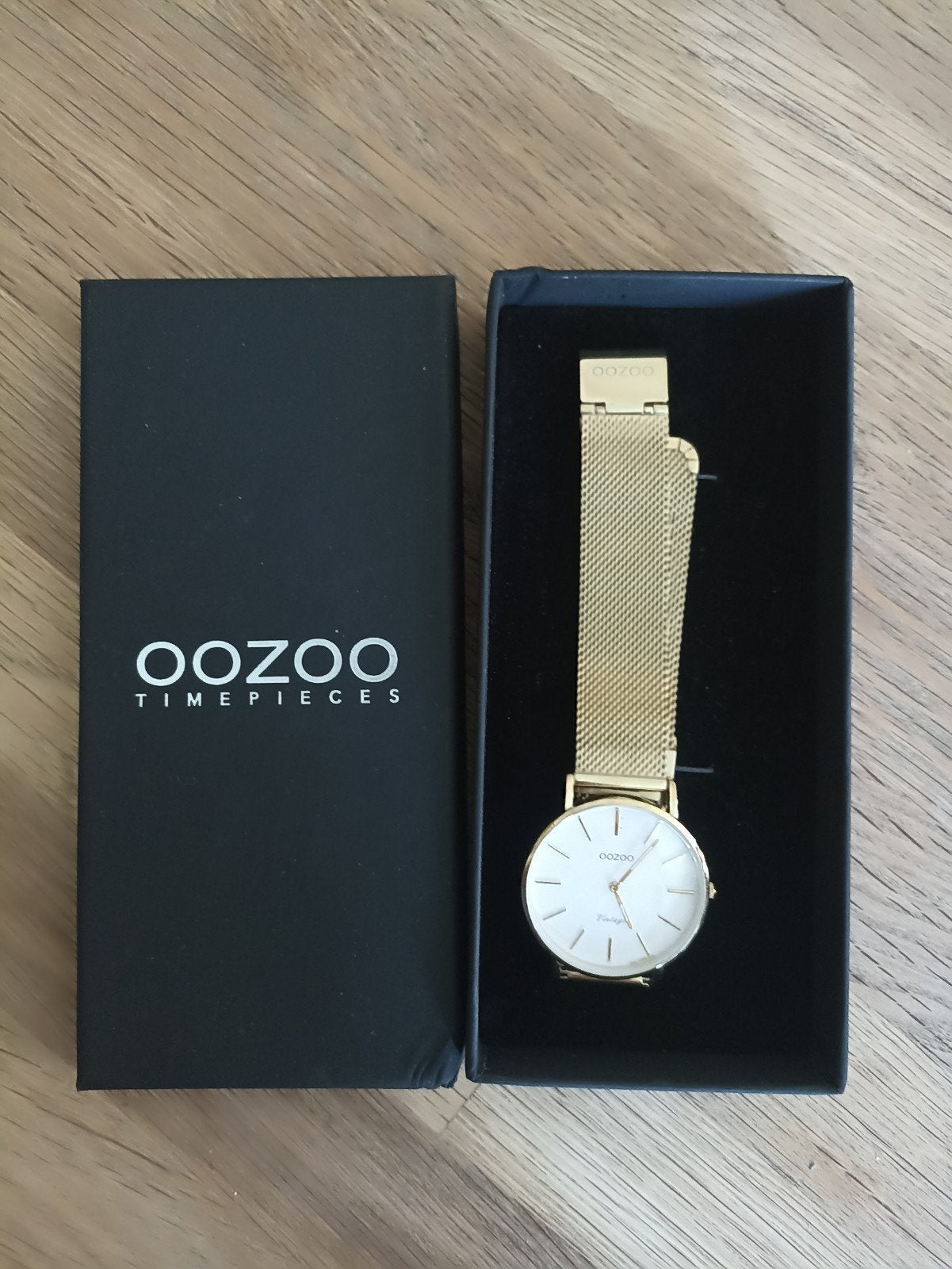 Montre dorée Oozoo, Bijoux, Sacs & Beauté, Enlèvement ou Envoi, Utilisé, Montre-bracelet