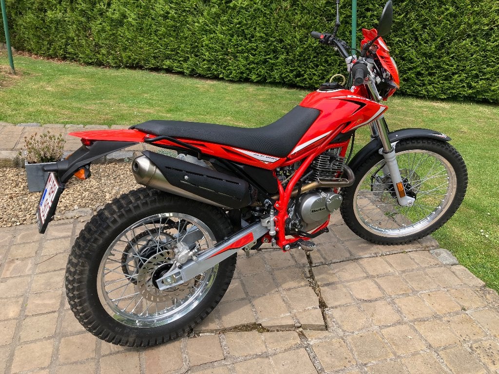 Beta alp 200, Motos, Permis Moto A2 minimum, Enduro, 12 à 35 kW, 1 cylindre