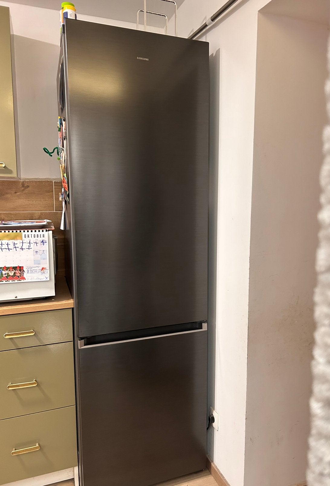 Réfrigérateur Samsung âgé de 1 an, Avec compartiment congélateur, 160 cm ou plus, Comme neuf, Enlèvement